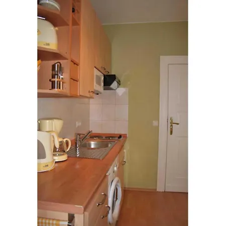 Germania, 12 R 12 L *